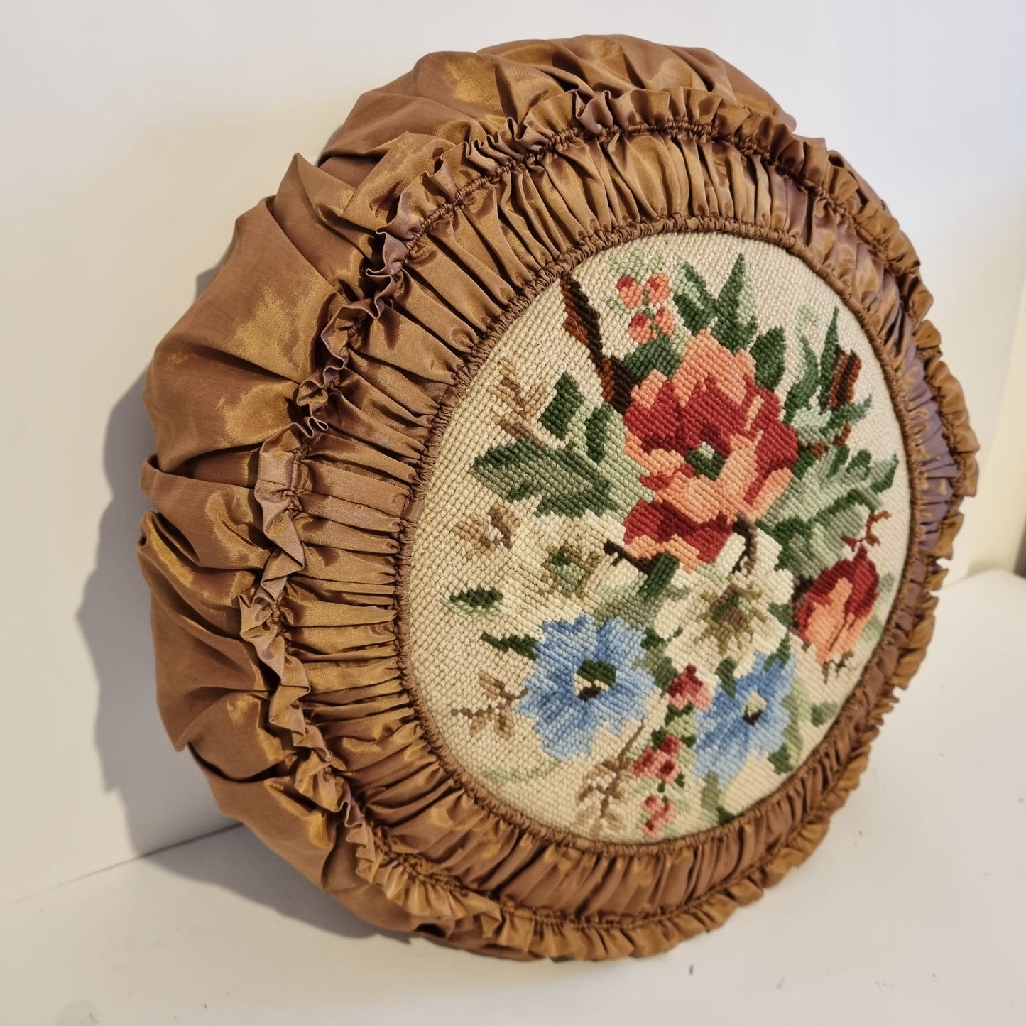 Vintage Embroidered Floral Throw Pillow: Beige Ruffled Cushion