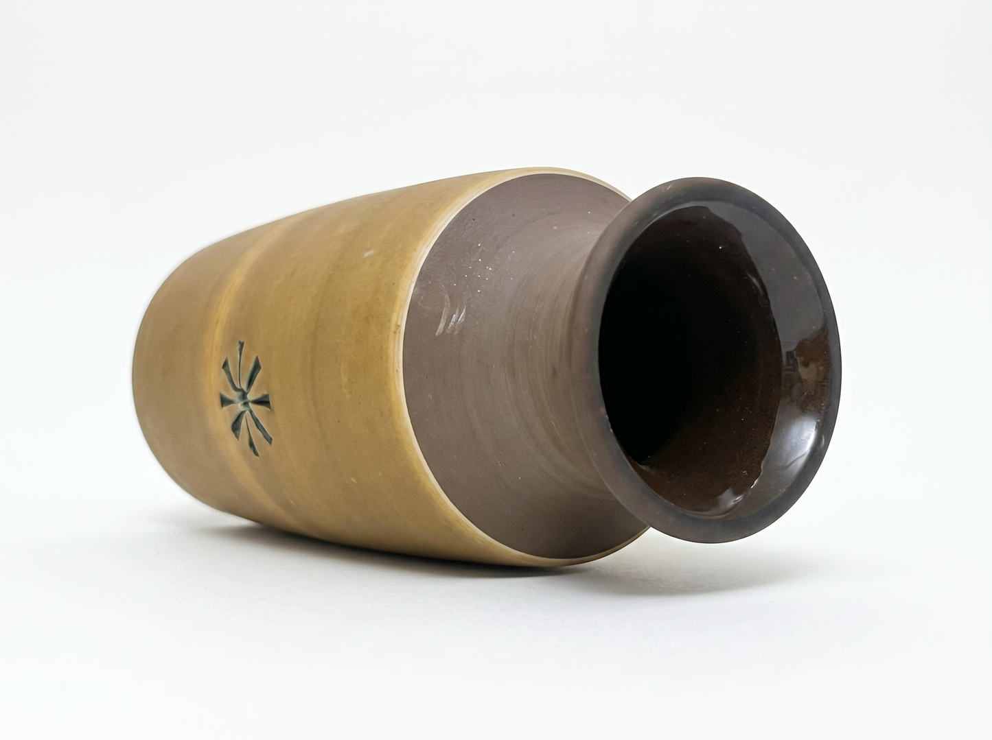 Mid century modern Scandinavian Studio Pottery Vase – Tomas Anagrius