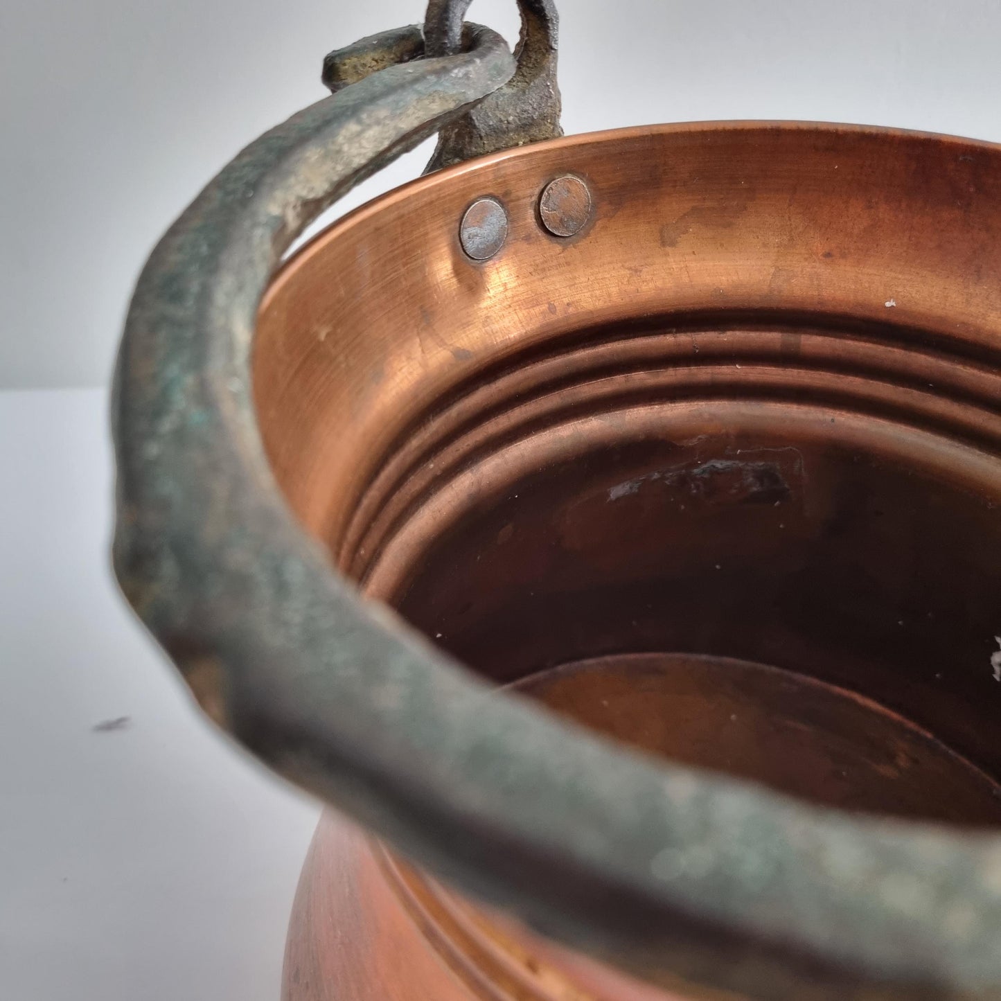 Antique Copper Bucket: Rustic Farmhouse Cauldron with Iron Handle