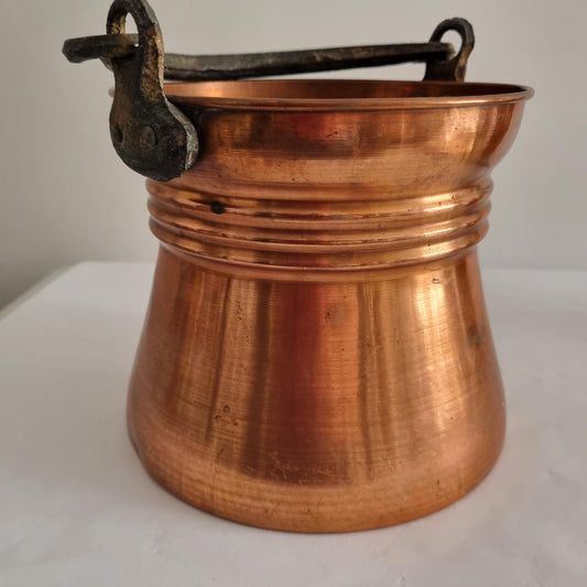 Antique Copper Bucket: Rustic Farmhouse Cauldron with Iron Handle
