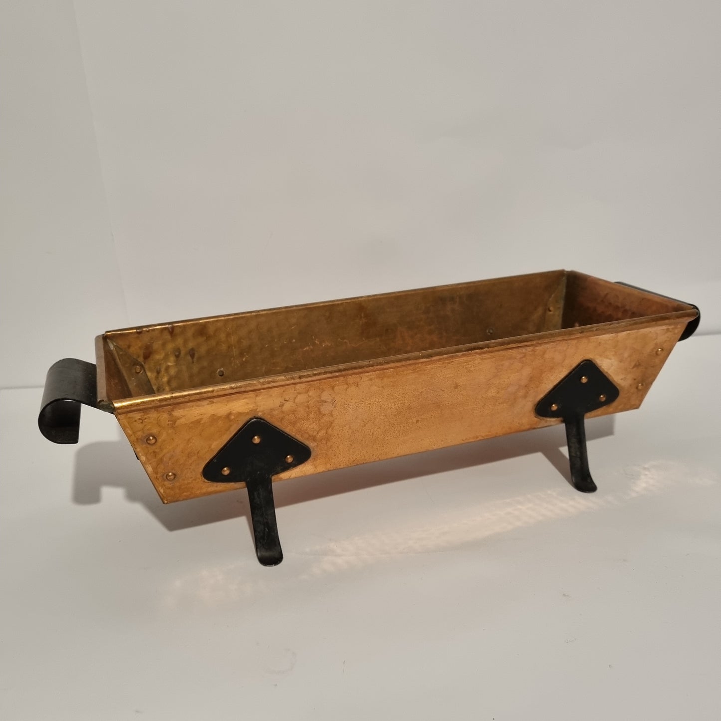 Vintage Hammered Copper Advent Candle Tray – 4 Pillar Candles, Iron Legs & Handles, authentic vintage timeless charm