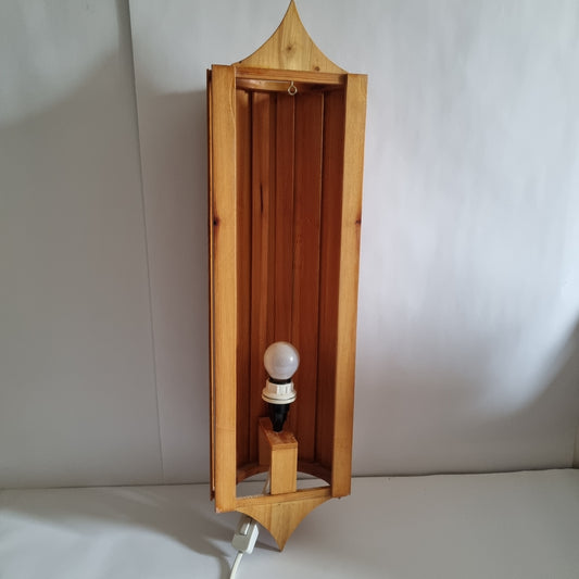 Pine Wall Sconce Slatted Wood Wall Lamp – Scandinavian 1960s with authentic vintage charm, timeless and unique design.