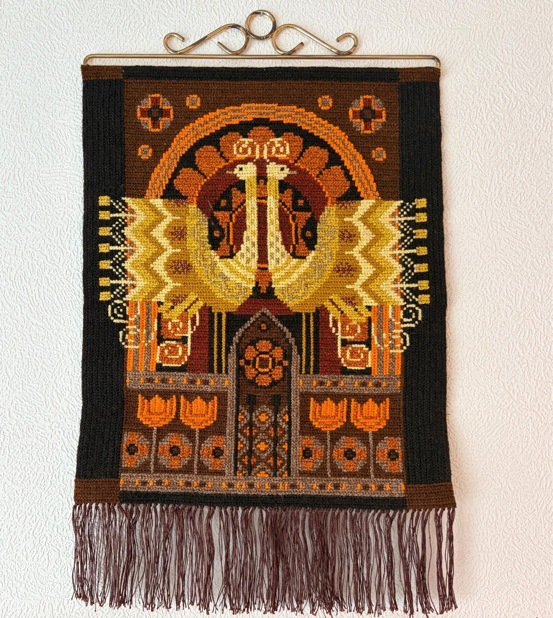 Wool Wall Hanging Folk Art Birds Arch Fringe – Scandinavian 1970s showcasing timeless charm in vintage Scandinavian folk art design.
