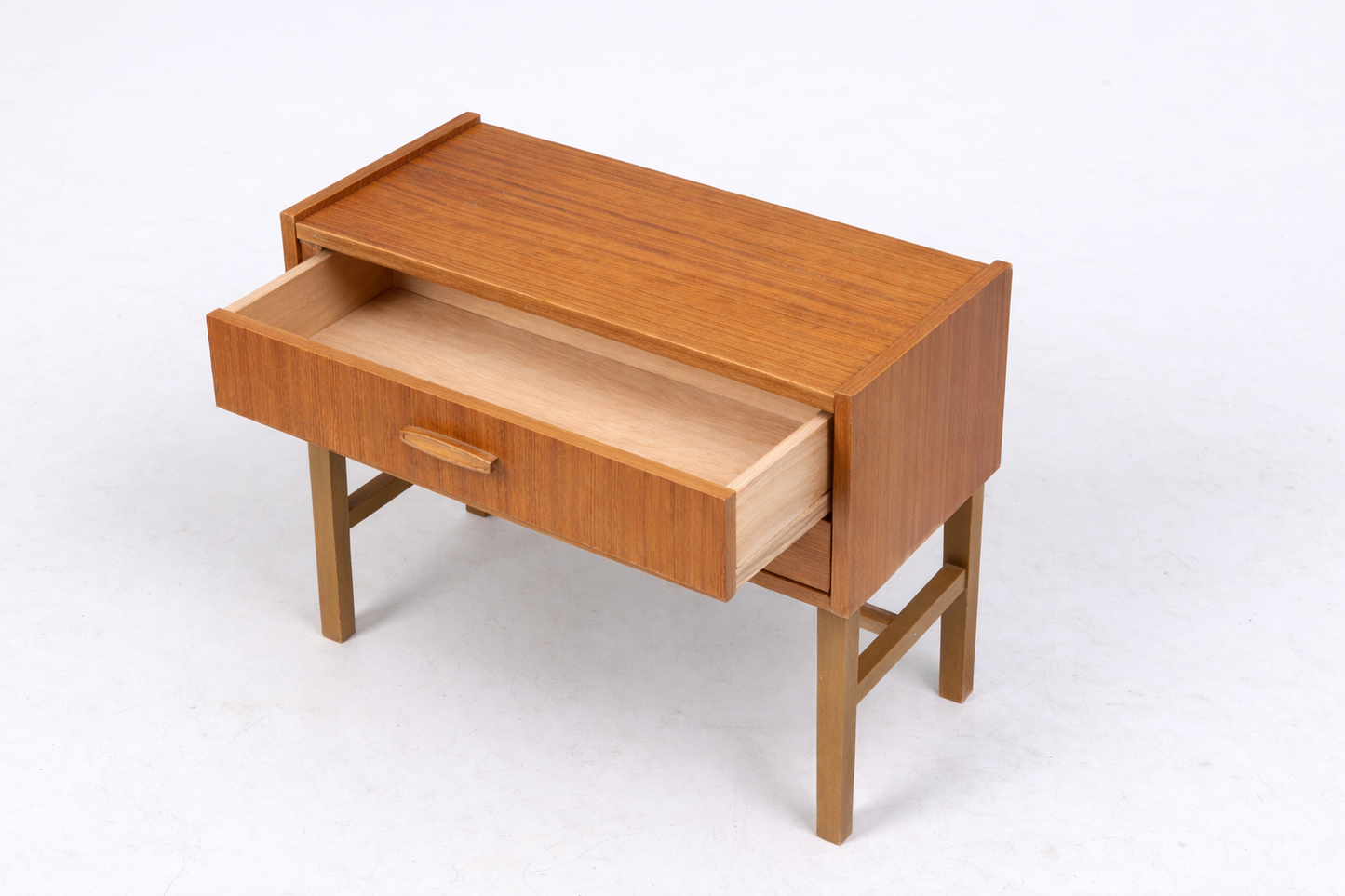 Vintage 1960s Teak Side Table with Drawers – Scandinavian Mid-Century Modern, authentic vintage, timeless charm.