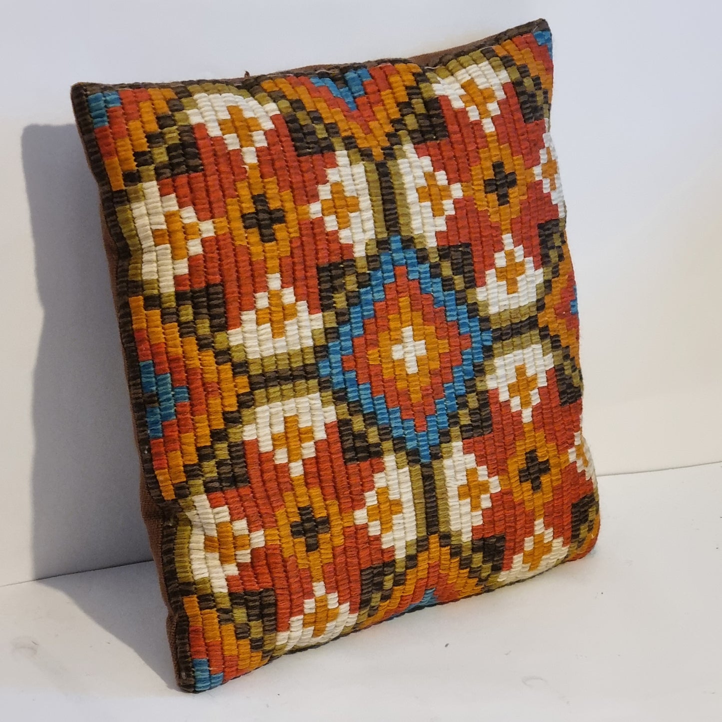 Retro Handwoven Wool Tapestry Pillow Cover: Vintage Scandinavian  Cushion