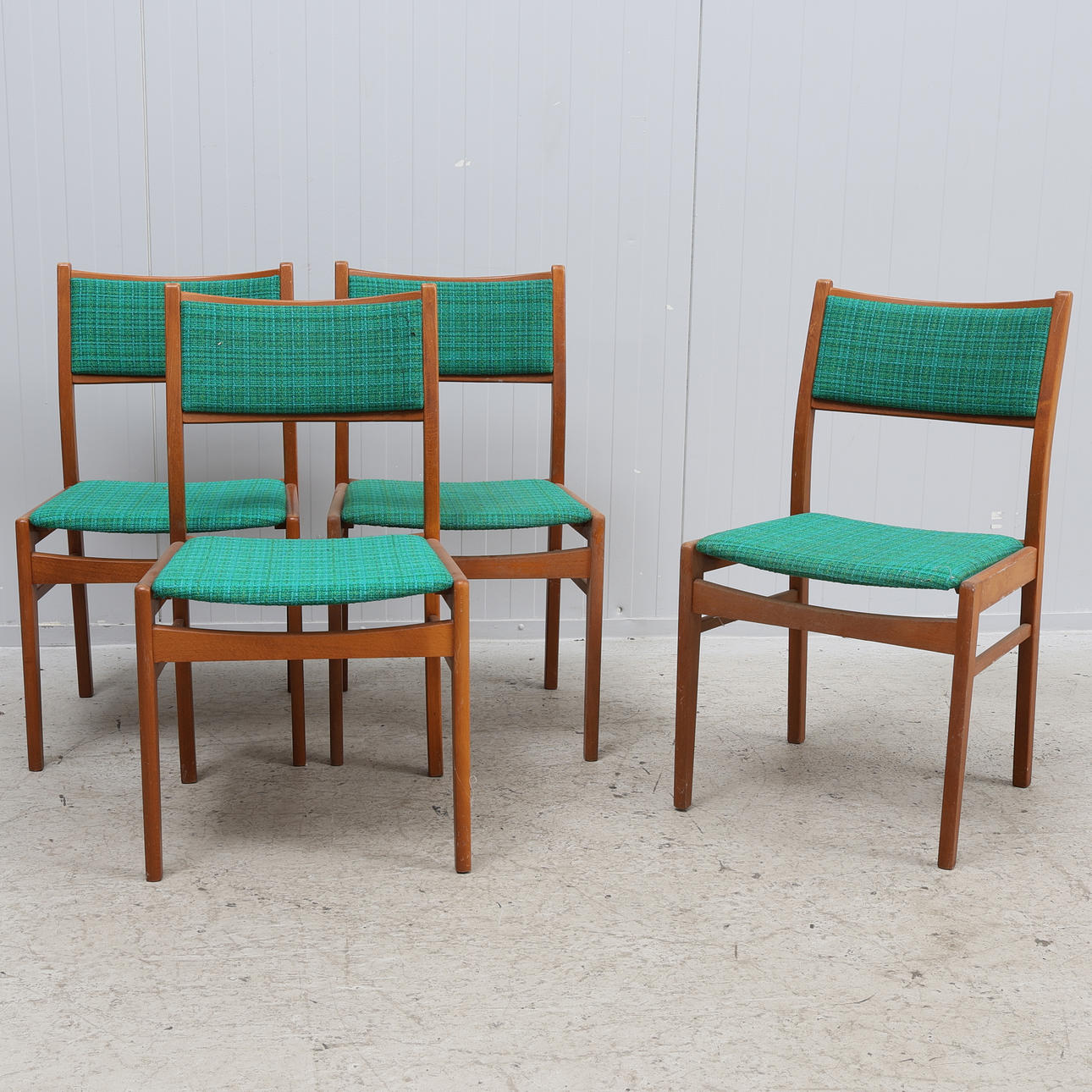 Mid-Century Modern Teak Dining Chairs – Set of 4, Original Emerald Green Fabric, authentic vintage, timeless charm