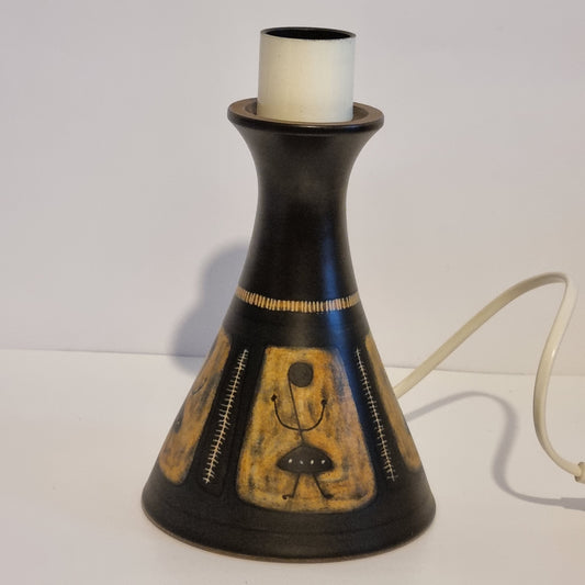 Scandinavian Modern Ceramic Table Lamp by Munk Keramik – Sweden, 1960s with authentic vintage, timeless charm design