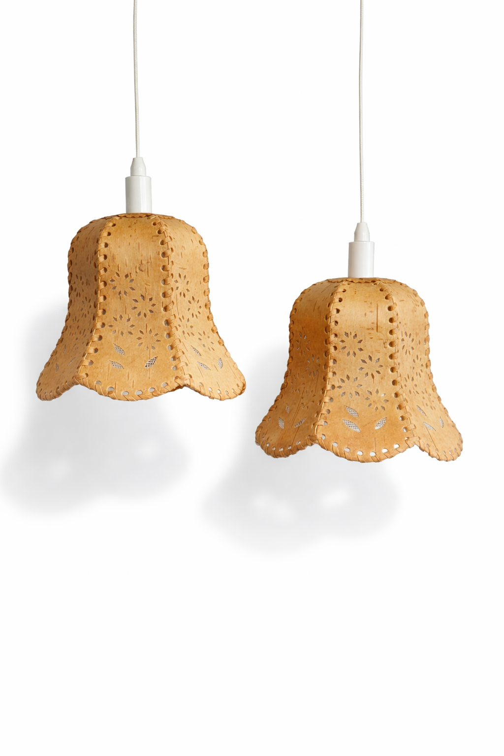 Vintage Scandinavian Birch Bark Hanging Lamp – Hand-Carved, Woven & Stitched Pendant Light with timeless charm and authentic vintage style