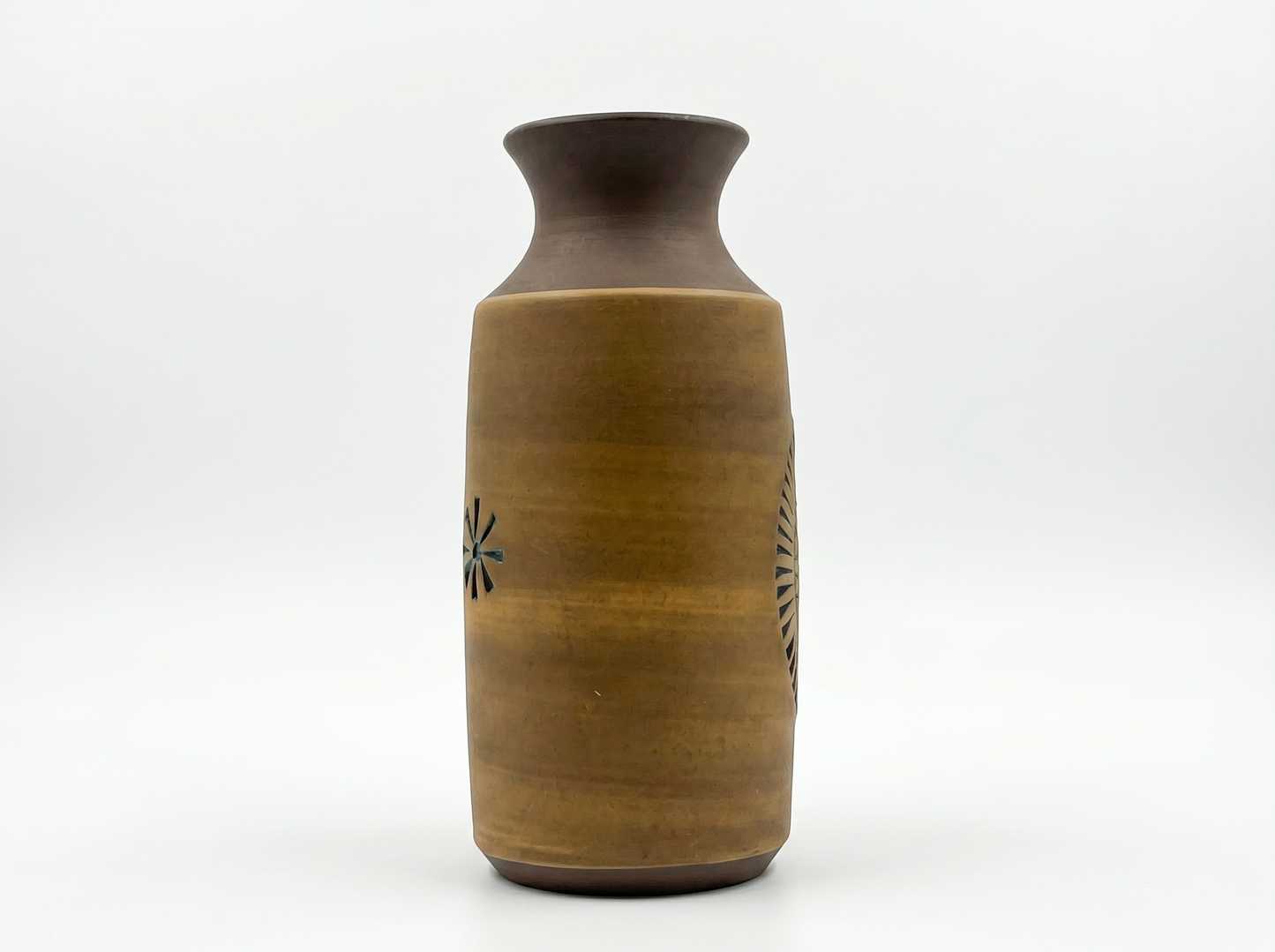 Mid century modern Scandinavian Studio Pottery Vase – Tomas Anagrius