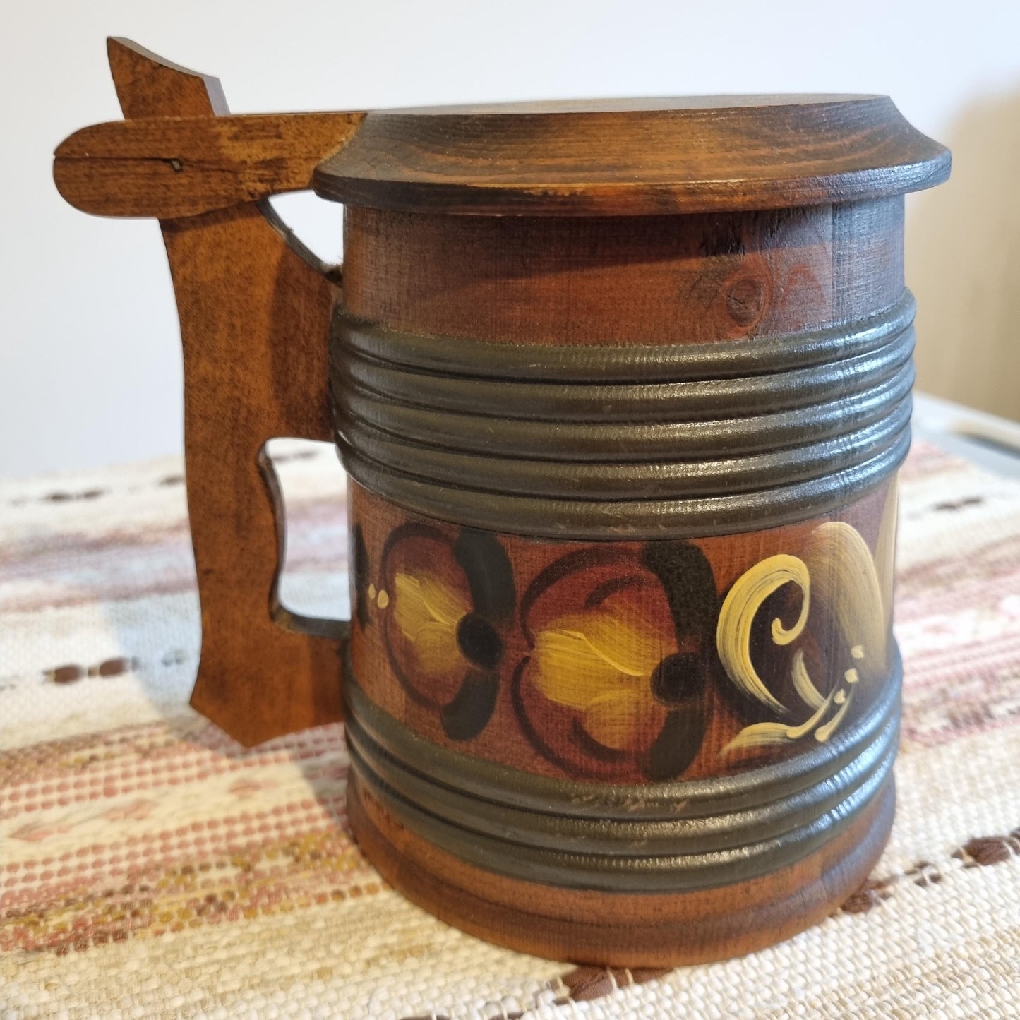 Vintage Hand Painted Rosemåling Mug: Swedish Folk Art Wooden Beer Stein