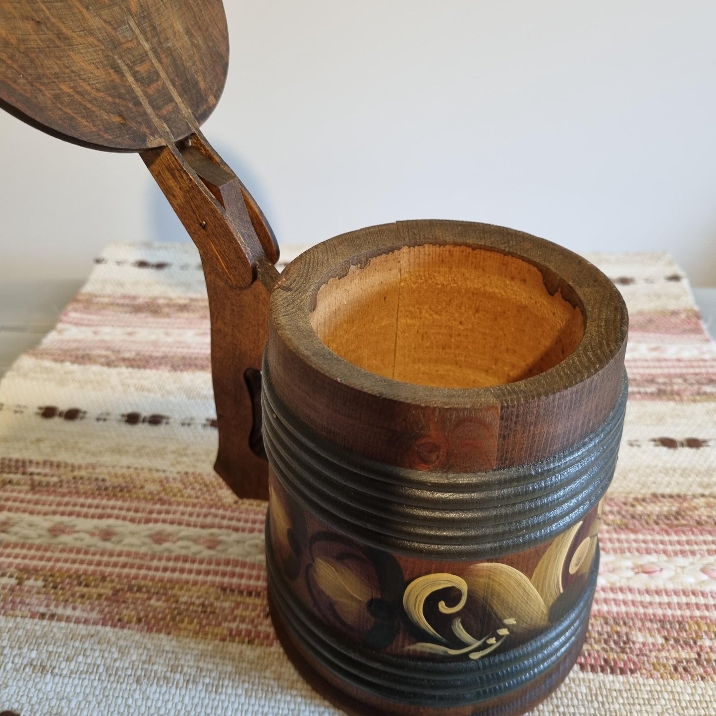 Vintage Hand Painted Rosemåling Mug: Swedish Folk Art Wooden Beer Stein