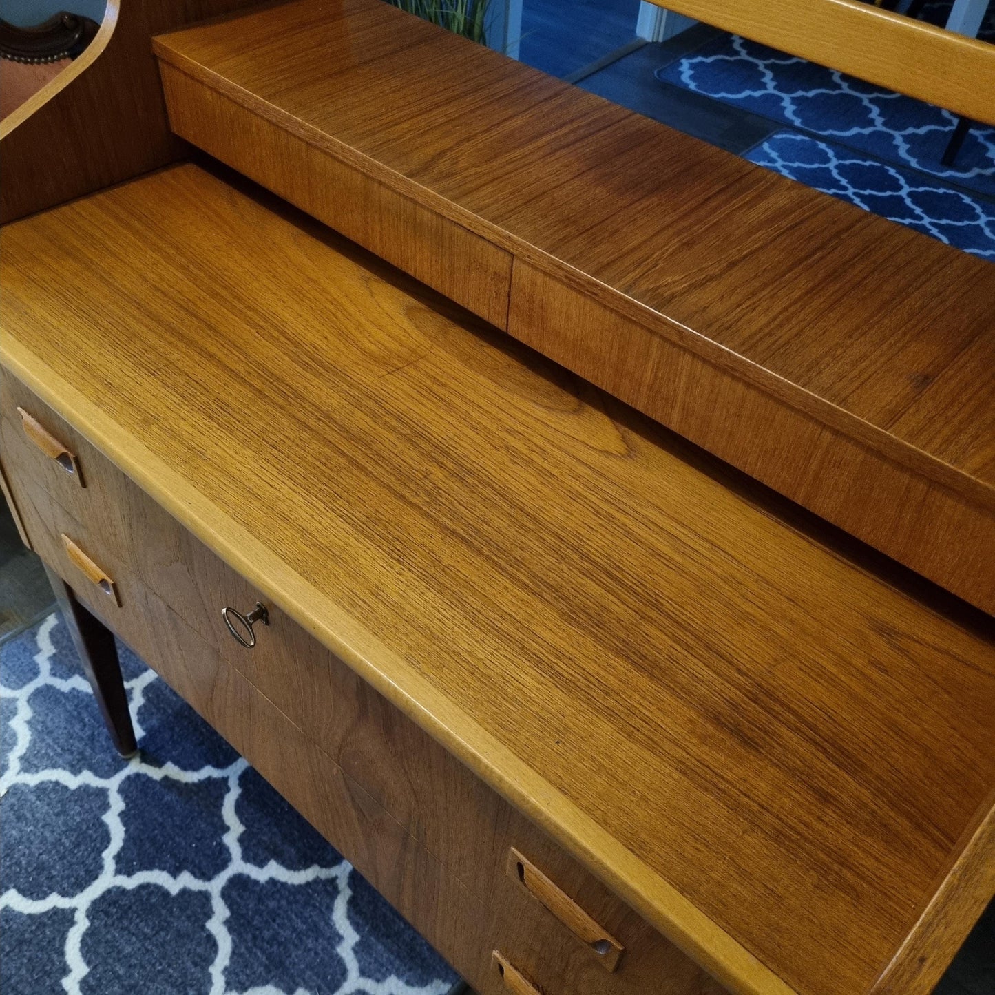 Mid-Century Modern Teak Sideboard Bar Cabinet – Arne Wahl Iversen Scandinavian Design with warm wood grain finish and sleek handles