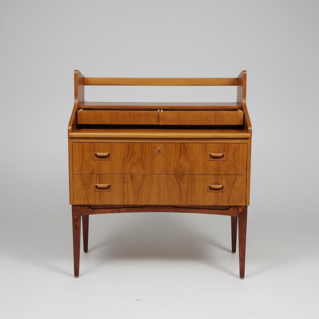 Mid-Century Modern Teak Sideboard Bar Cabinet – Arne Wahl Iversen Scandinavian Design in warm wood finish with clean lines