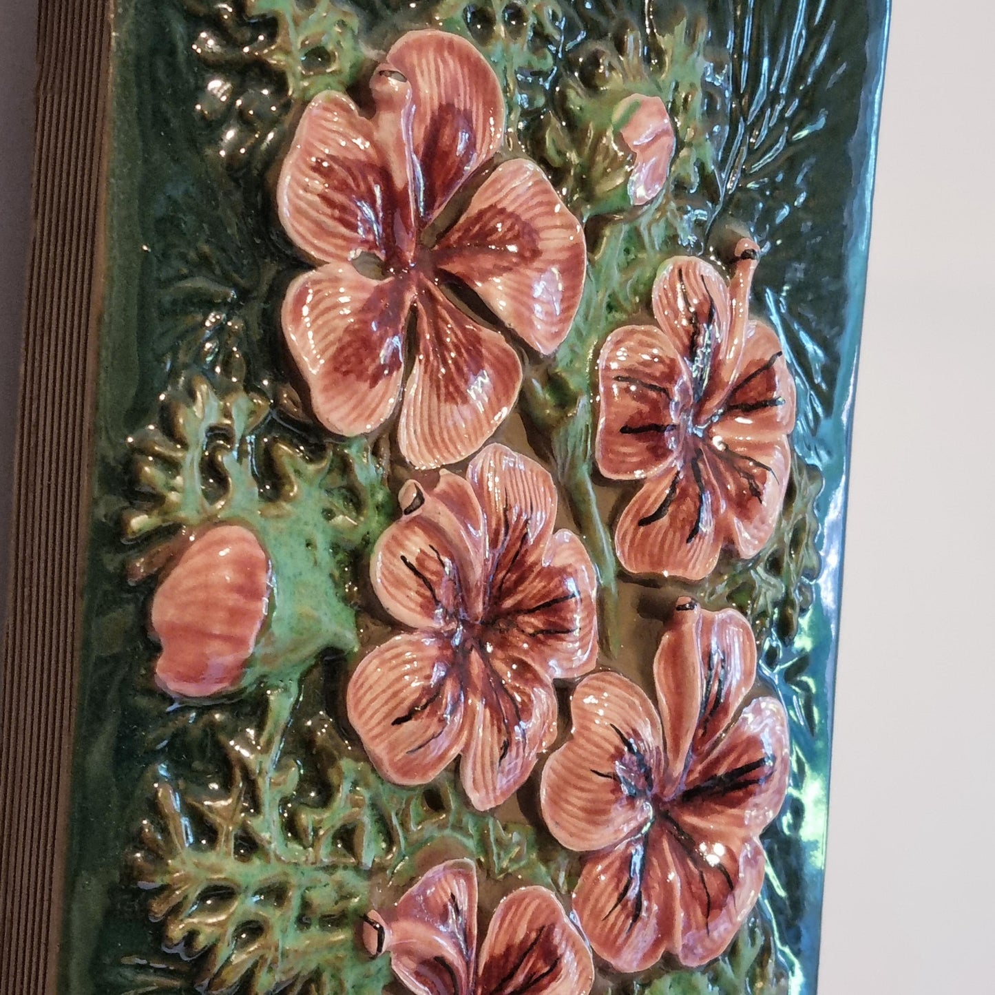 Wall Hanging Jie Gantofta Aimo Pink Geranium Ceramic Plaque Mid Century Scandinavian Swedish Floral Wall Art Green 1960s Sweden