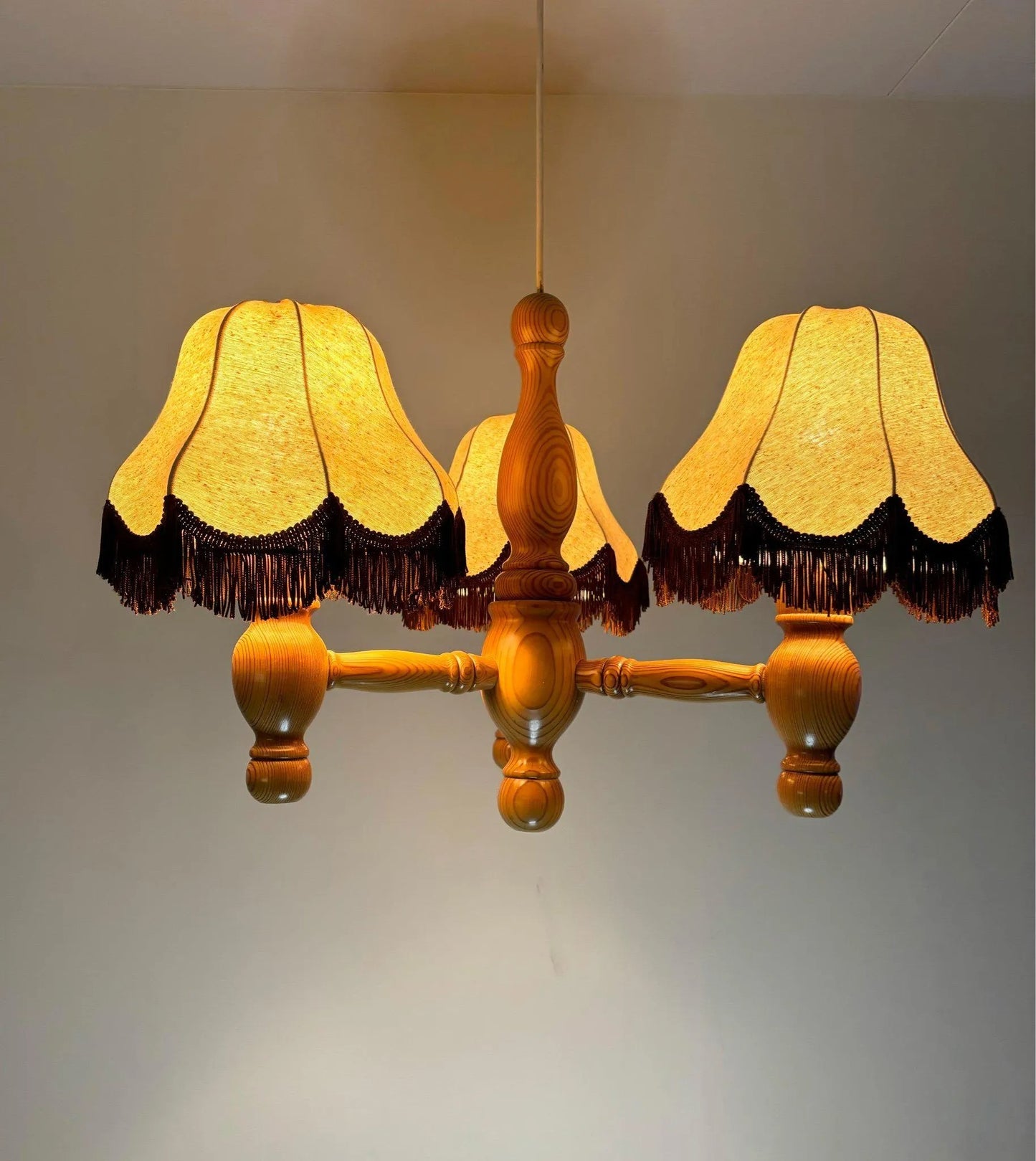 Vintage Scandinavian Pine Chandelier – Retro Wooden Ceiling Light with Fabric Shades, authentic vintage mid-century charm.