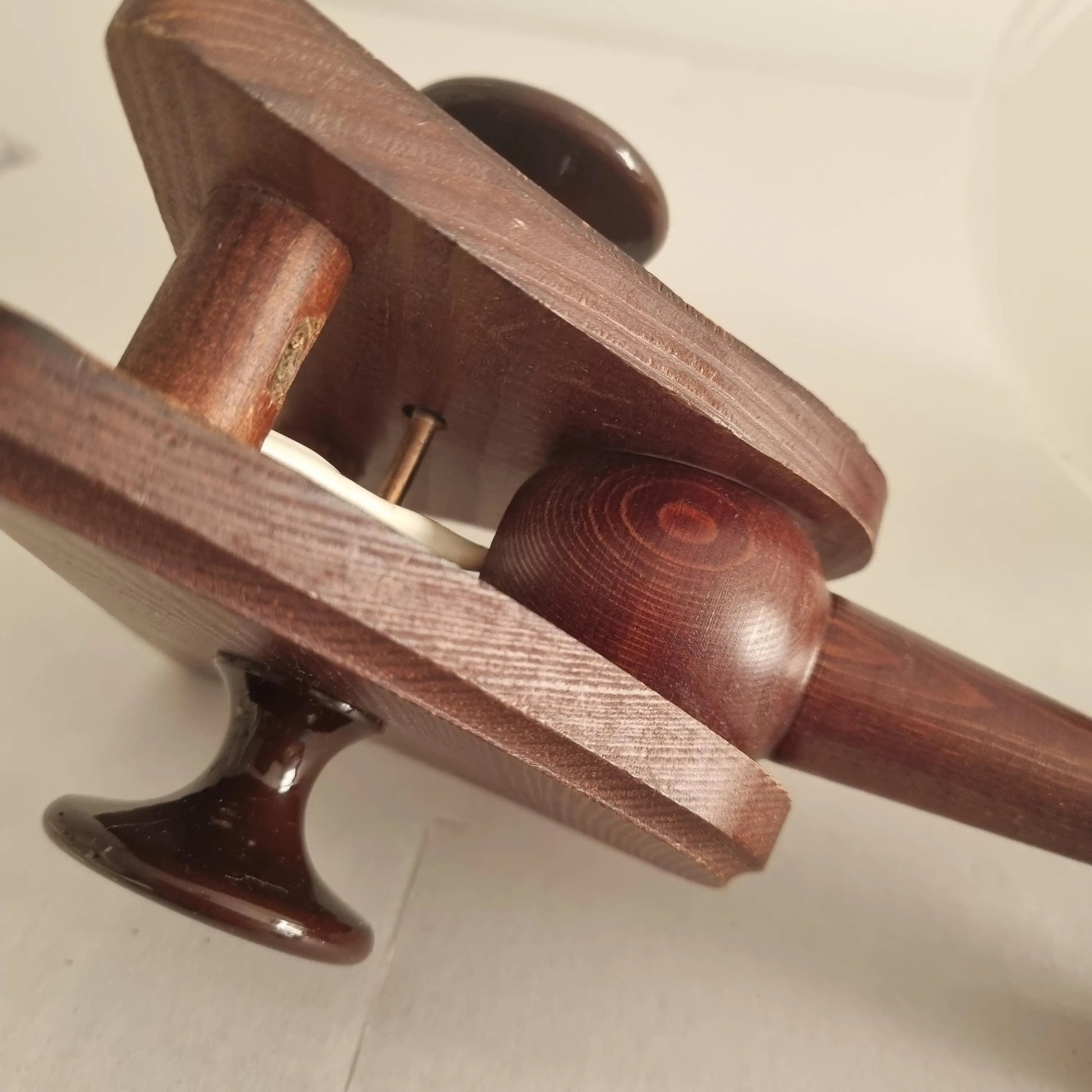 Scandinavian Wooden Wall Lamp – Vintage 1960s-70s Rotating Arm with Frosted Glass Shade, timeless charm authentic vintage