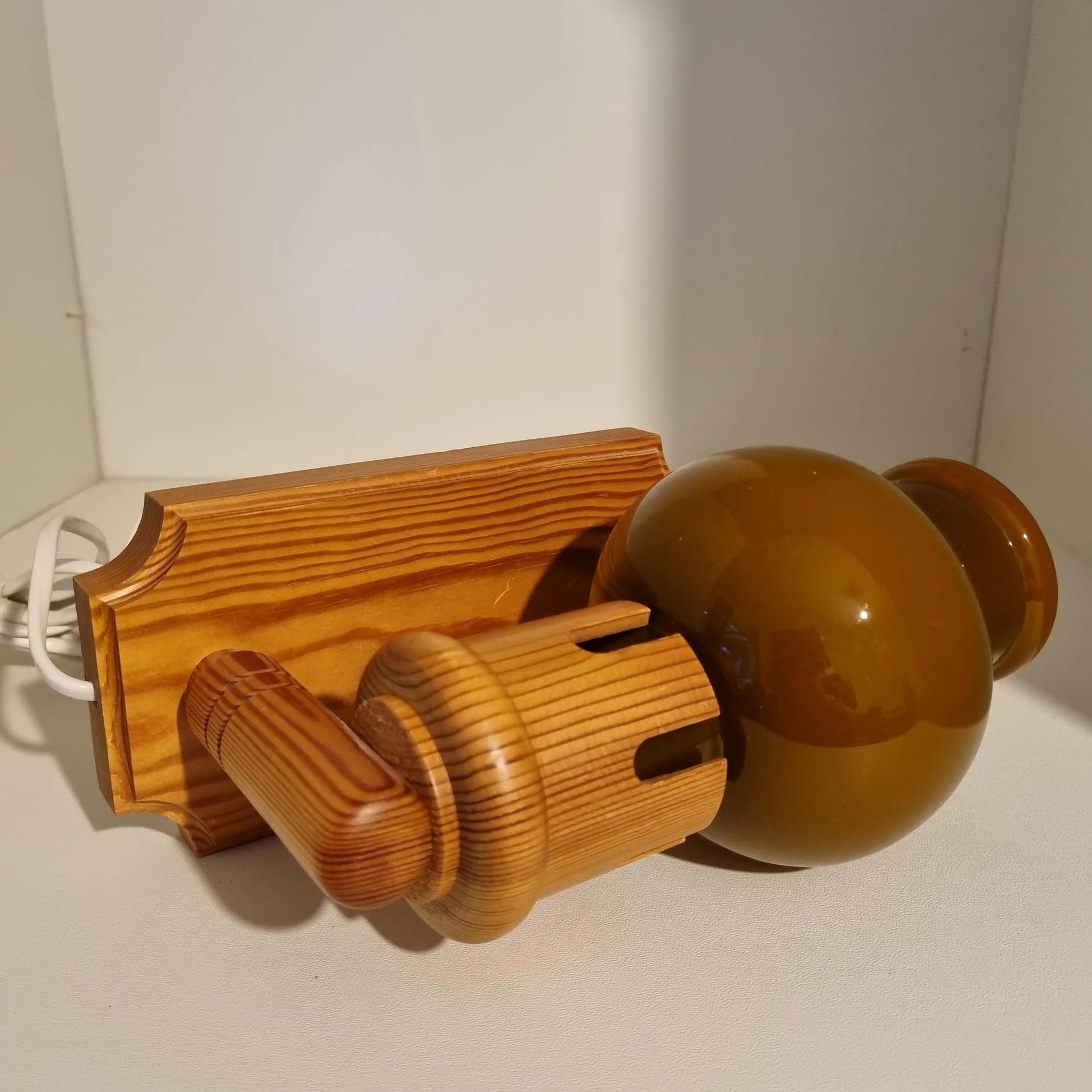 Vintage Marksöjd Boda Wall Lamp – Scandinavian Mid-Century Pine & Cased Glass, 1970s, authentic vintage timeless charm