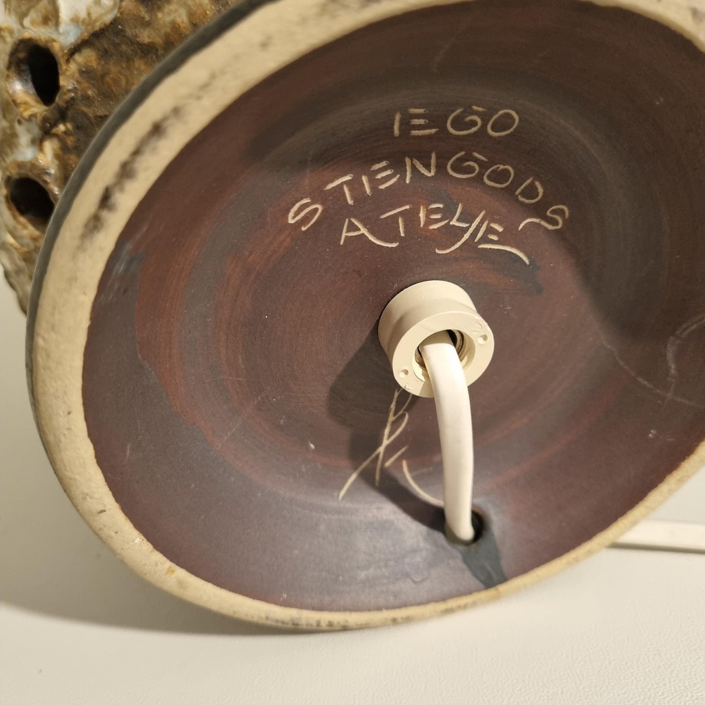 Close-up of base signed Vintage Ceramic Table Lamp – Bruno Karlsson for EGO Stengods Atelje, 1970s Scandinavian Pottery, timeless charm