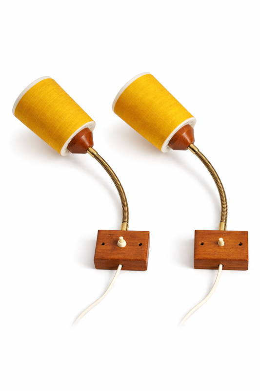 Pair of AWF Teak Gooseneck Wall Lamps – Arnold Wiig Fabrikker, Norway 1950s, authentic vintage, timeless charm