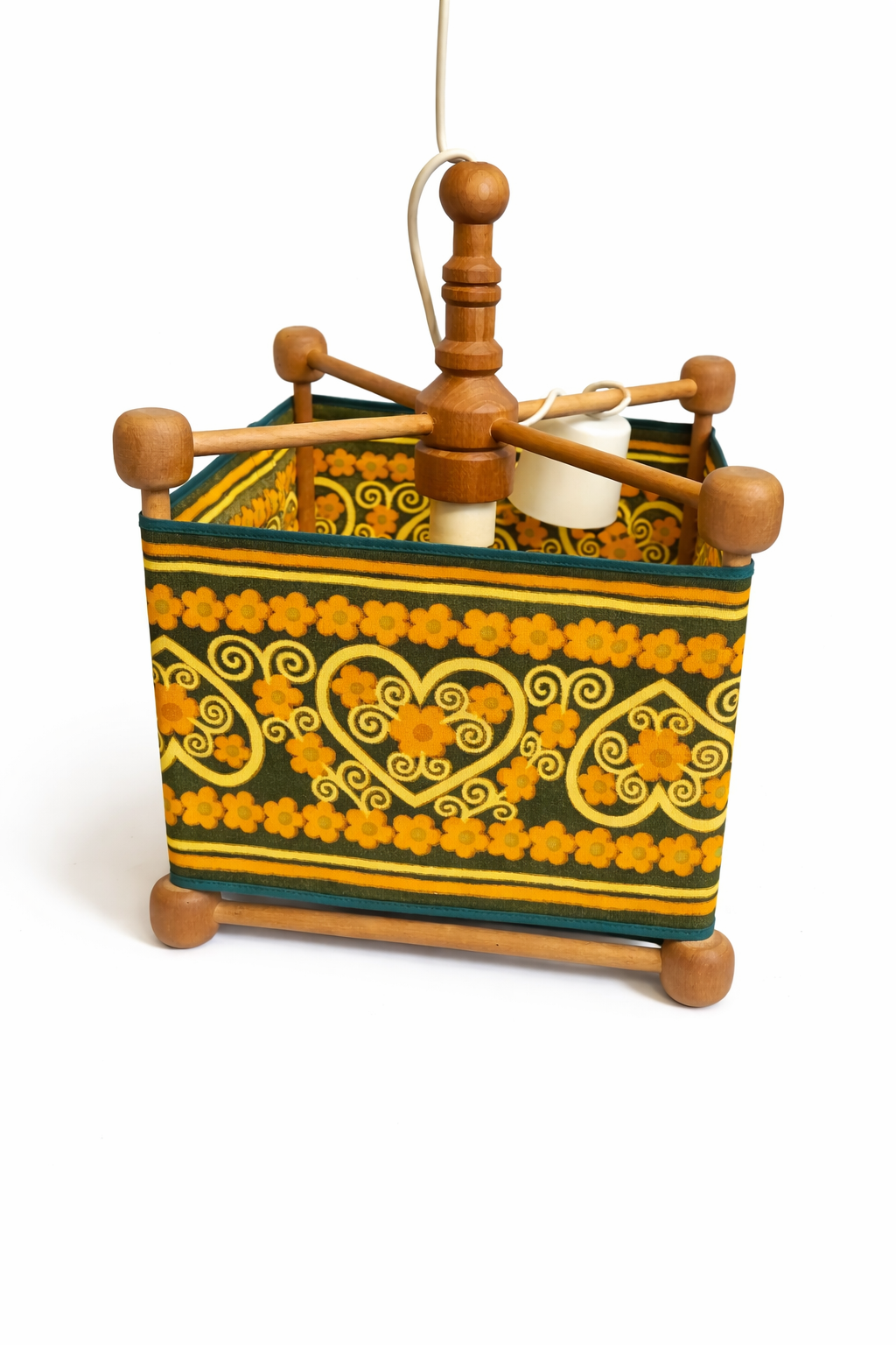 Vintage Floral Heart Wooden Table Lamp – 1970s Boho Folk Art Accent Light with authentic vintage charm and Scandinavian mid-century modern style.